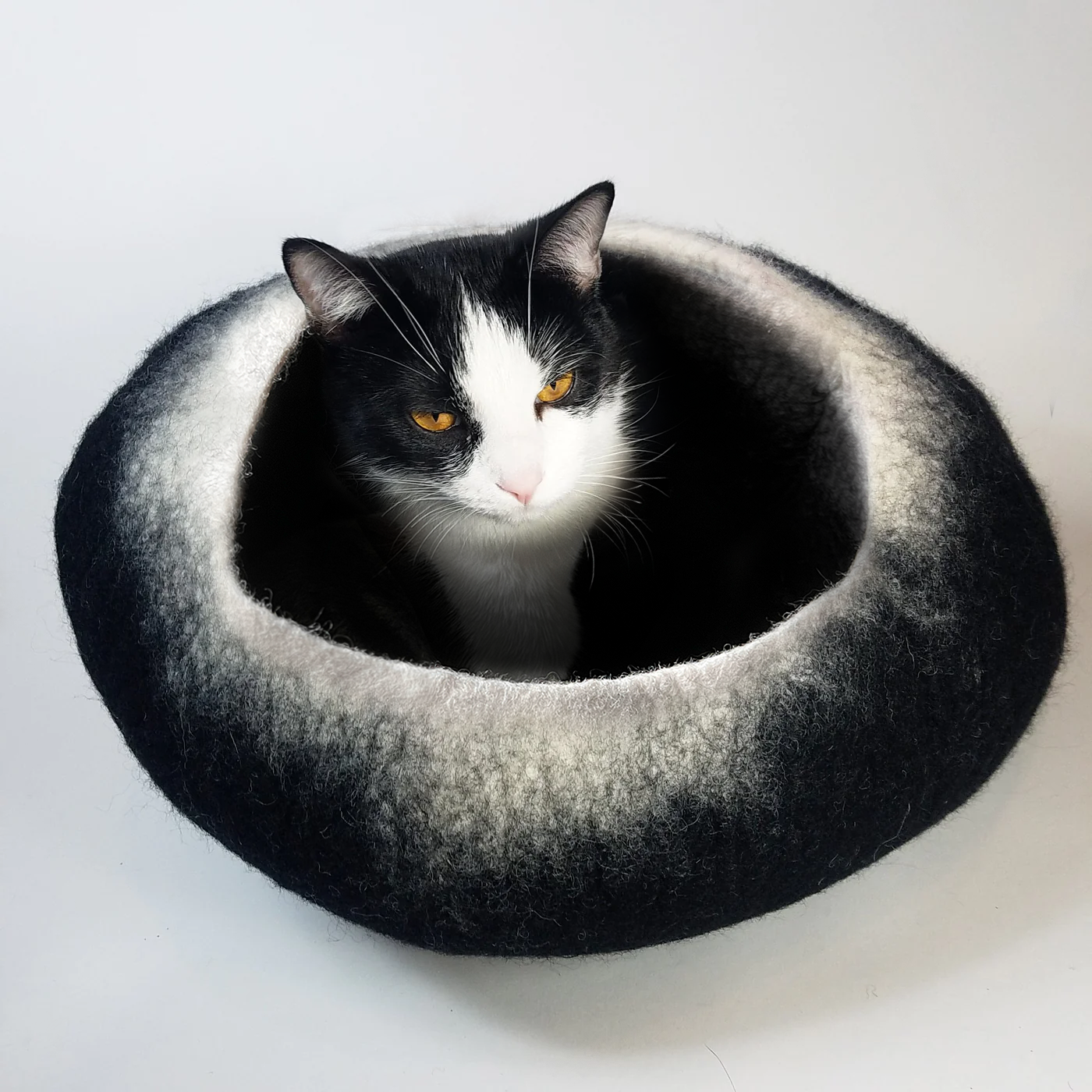 Organic Wool Cat Cave - Pet Bed